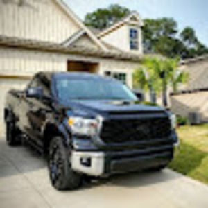 Meet your Posher, Elliott